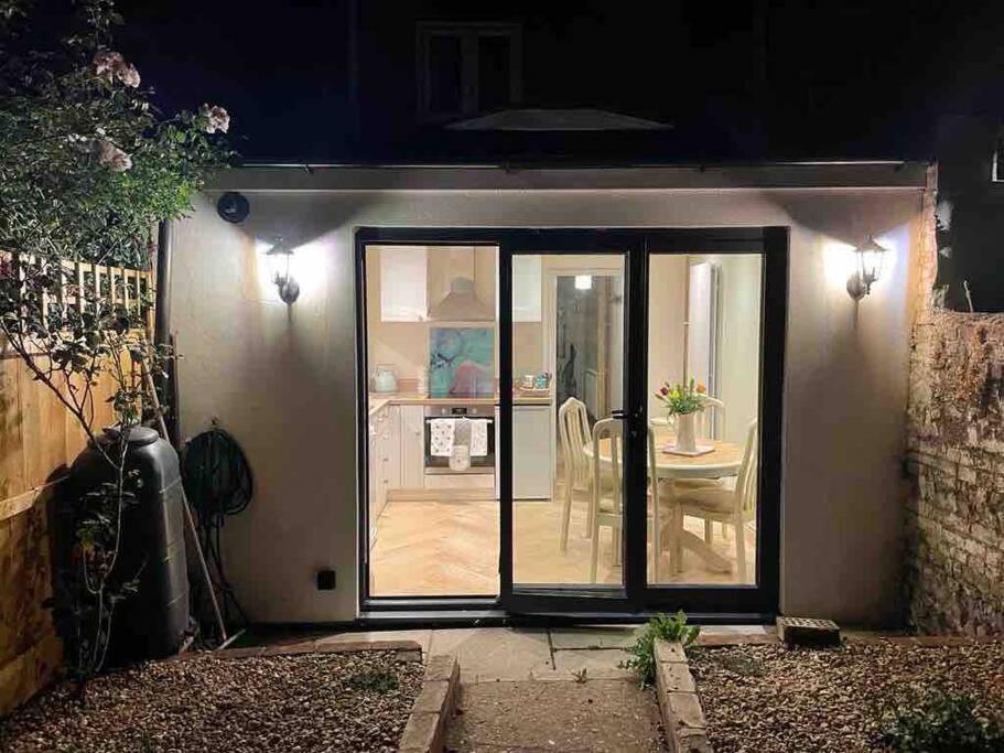 Braybrooke Cottage, 萨弗伦沃尔登 外观 照片